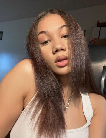 V ariee leaked private photo uncensored HD quality