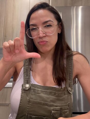 Alexandria ocasio cortez page leaked private photo uncensored HD quality