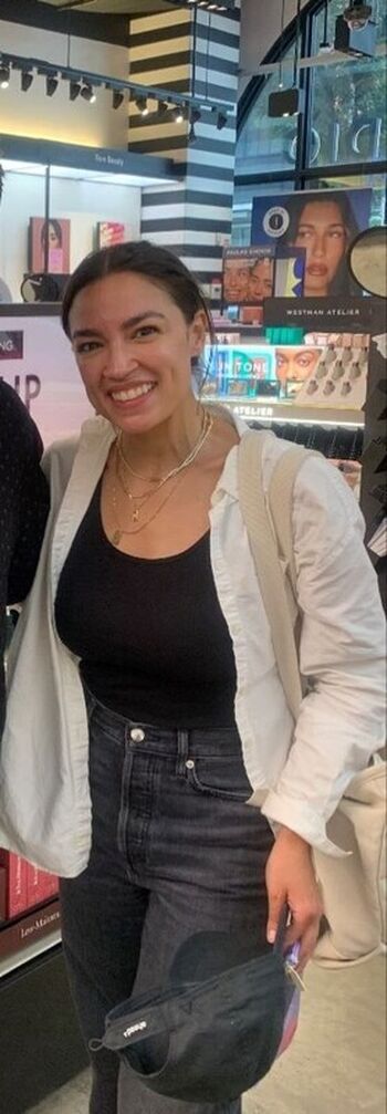 Alexandria ocasio cortez leaked private photo uncensored HD quality