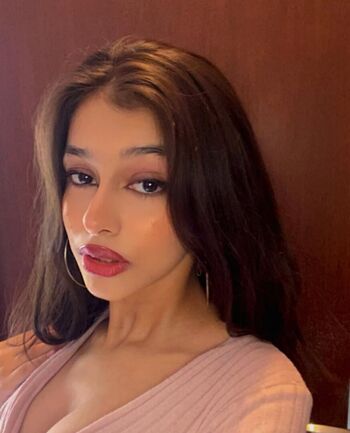 Aleynabaddie  page leaked private photo uncensored HD quality