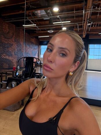 Alix ashley  page leaked private photo uncensored HD quality