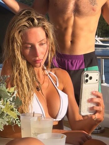 Alix ashley leaked private photo uncensored HD quality