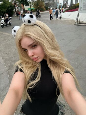 Aly revolver leaked private photo uncensored HD quality
