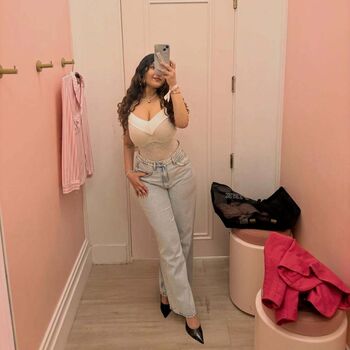 Ambuja naik leaked private photo uncensored HD quality