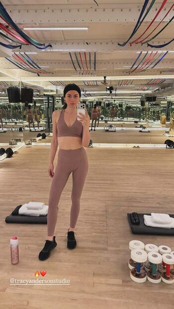 Ana de armas  page leaked private photo uncensored HD quality