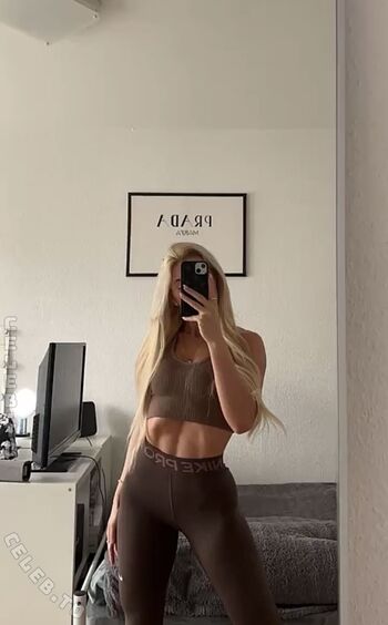 Annamhfm leaked private photo uncensored HD quality