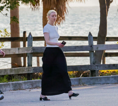 Anya taylor joy  page leaked private photo uncensored HD quality