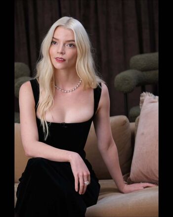 Anya taylor joy  page leaked private photo uncensored HD quality