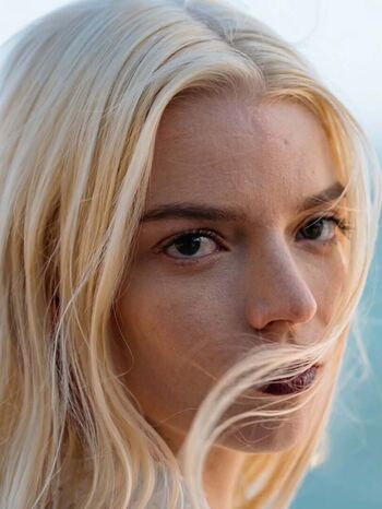 Anya taylor joy leaked private photo uncensored HD quality