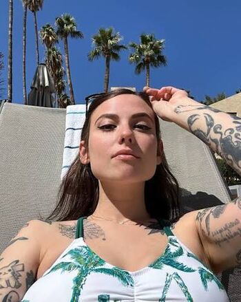 Armpit fetish  page leaked private photo uncensored HD quality