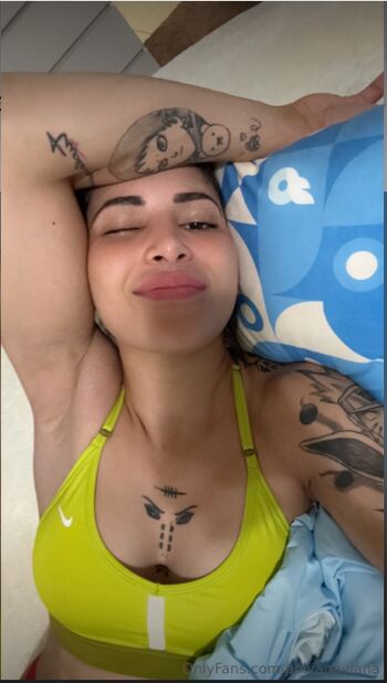Armpit fetish  page leaked private photo uncensored HD quality