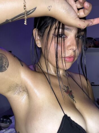 Armpit fetish  page leaked private photo uncensored HD quality
