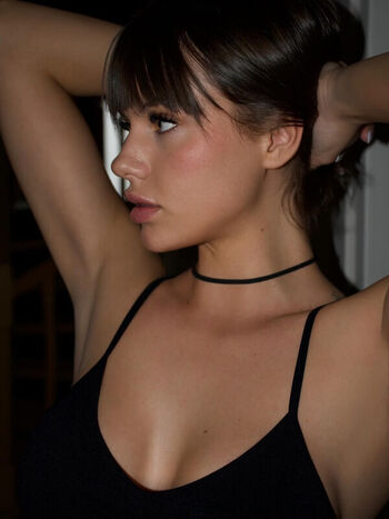 Armpit fetish  page leaked private photo uncensored HD quality