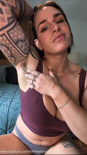 Armpit fetish  page leaked private photo uncensored HD quality