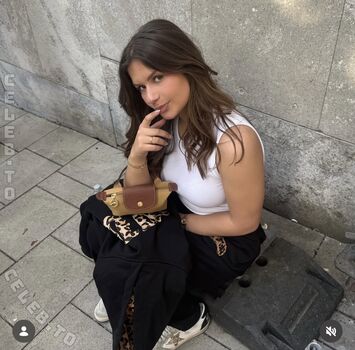 Aylinabr leaked private photo uncensored HD quality