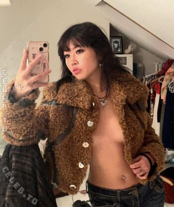 Beabadoobee leaked private photo uncensored HD quality
