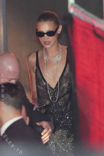 Bella hadid  page leaked private photo uncensored HD quality
