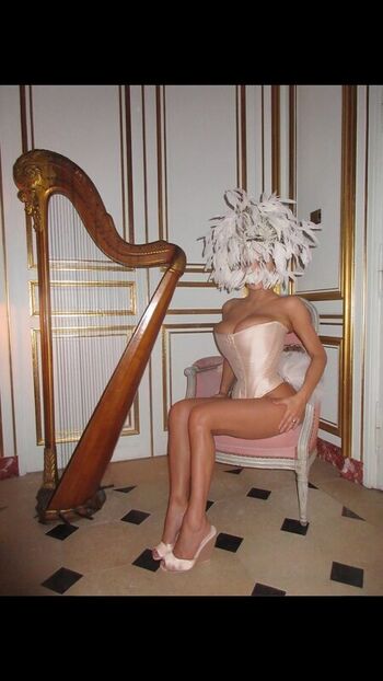 Bianca censori  page leaked private photo uncensored HD quality