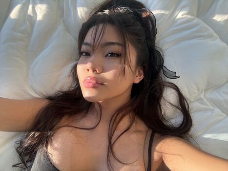 Bratkylani leaked private photo uncensored HD quality