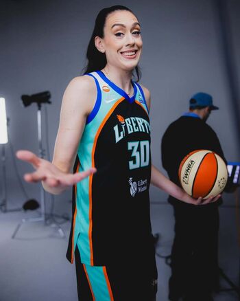 Breanna stewart page leaked private photo uncensored HD quality