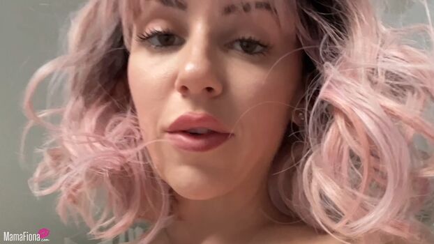 Breastfeeding leaked private photo uncensored HD quality