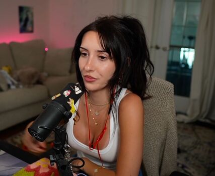 Brieanneroksa leaked private photo uncensored HD quality