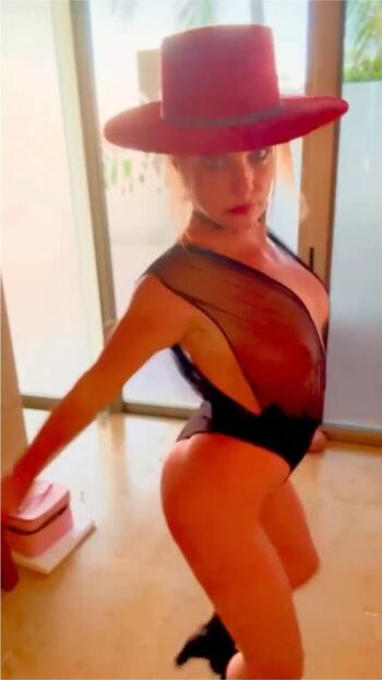 Britney spears  page leaked private photo uncensored HD quality