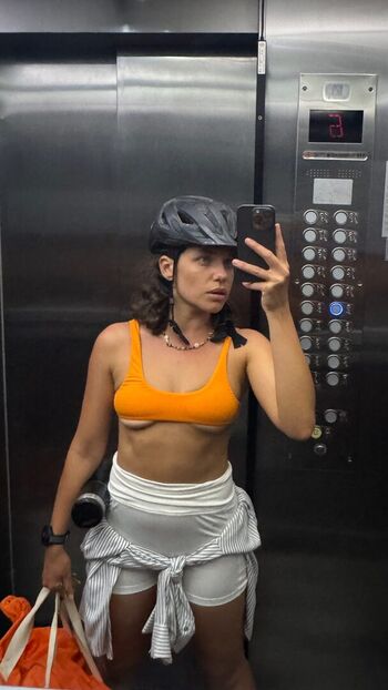 Bruna linzmeyer leaked private photo uncensored HD quality