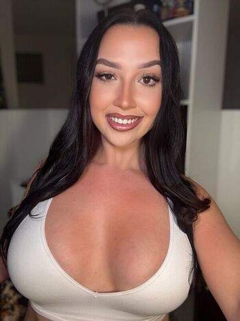 Calimaxham leaked private photo uncensored HD quality