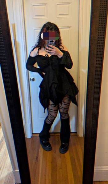 Carmilla roux leaked private photo uncensored HD quality