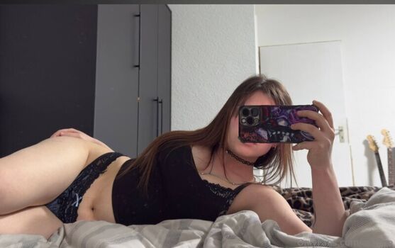 Cchlloe leaked private photo uncensored HD quality
