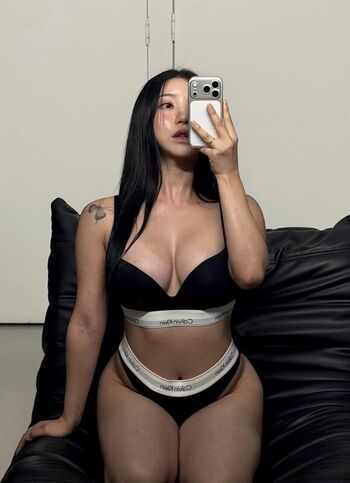 Cehwie leaked private photo uncensored HD quality