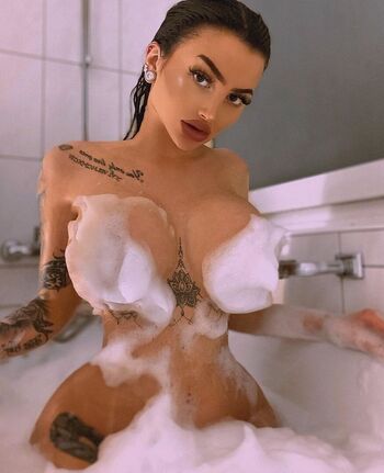 Celine centino leaked private photo uncensored HD quality