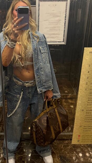 Charlotte flair page leaked private photo uncensored HD quality