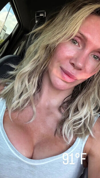 Charlotte flair page leaked private photo uncensored HD quality