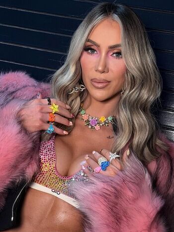 Charlotte flair page leaked private photo uncensored HD quality