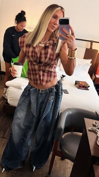 Charlotte flair page leaked private photo uncensored HD quality
