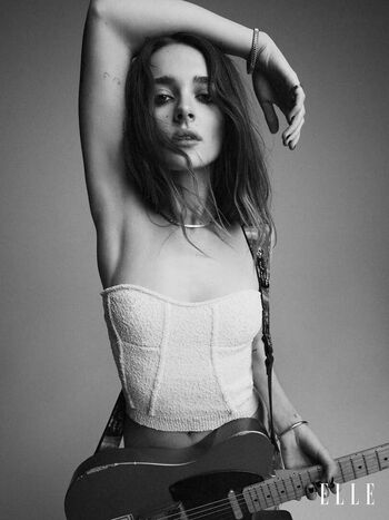 Charlotte lawrence page leaked private photo uncensored HD quality
