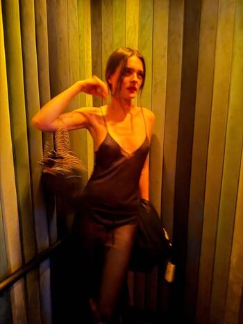 Charlotte lawrence leaked private photo uncensored HD quality