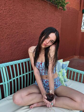 Charlotte lawrence leaked private photo uncensored HD quality