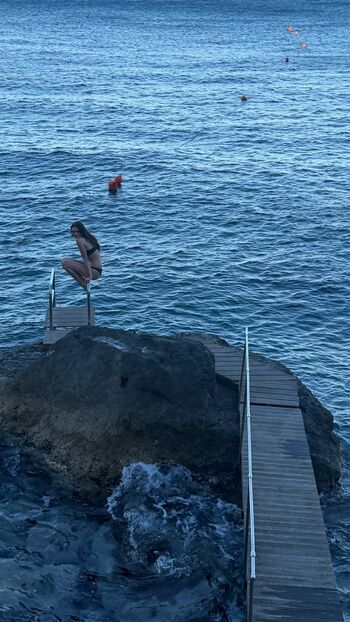 Charlotte lawrence leaked private photo uncensored HD quality