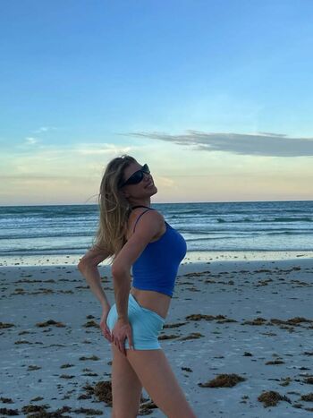 Charlotte mckinney  page leaked private photo uncensored HD quality