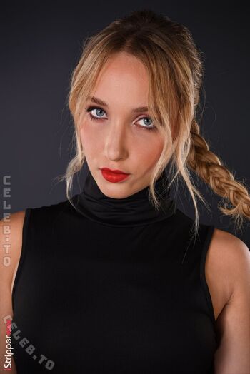 Chloe chevalier leaked private photo uncensored HD quality