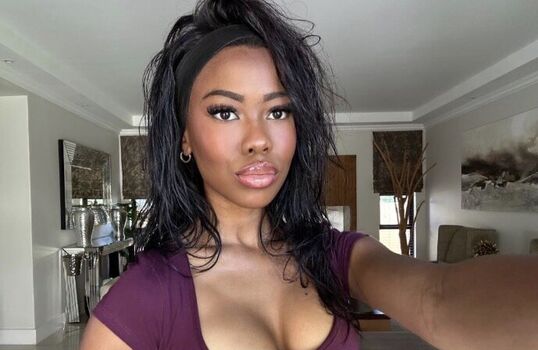 Chumile raziya page leaked private photo uncensored HD quality