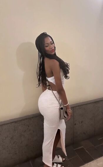 Chumile raziya leaked private photo uncensored HD quality