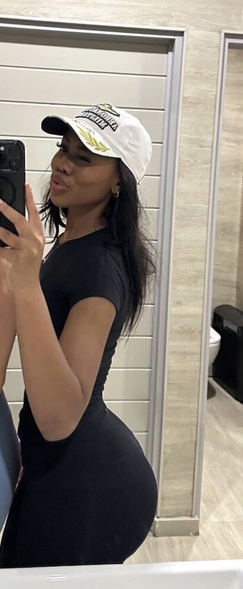 Chumile raziya leaked private photo uncensored HD quality