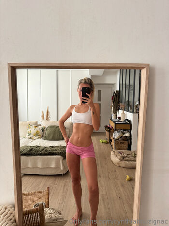 Cynthia bouzignac leaked private photo uncensored HD quality