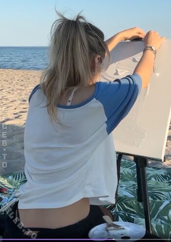Easyemi leaked private photo uncensored HD quality