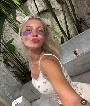 Elena zoe page leaked private photo uncensored HD quality