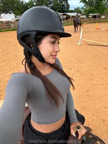 Elleroseexo leaked private photo uncensored HD quality